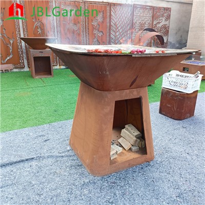 Grătar în grădină