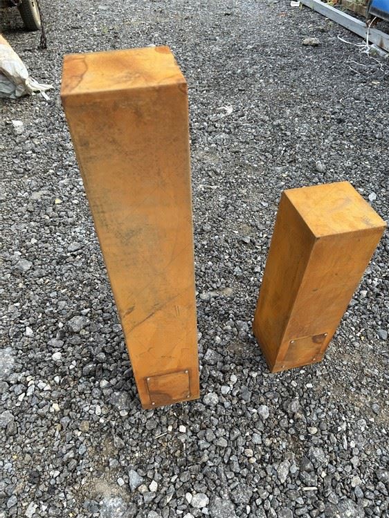 What Are Bollard Lights