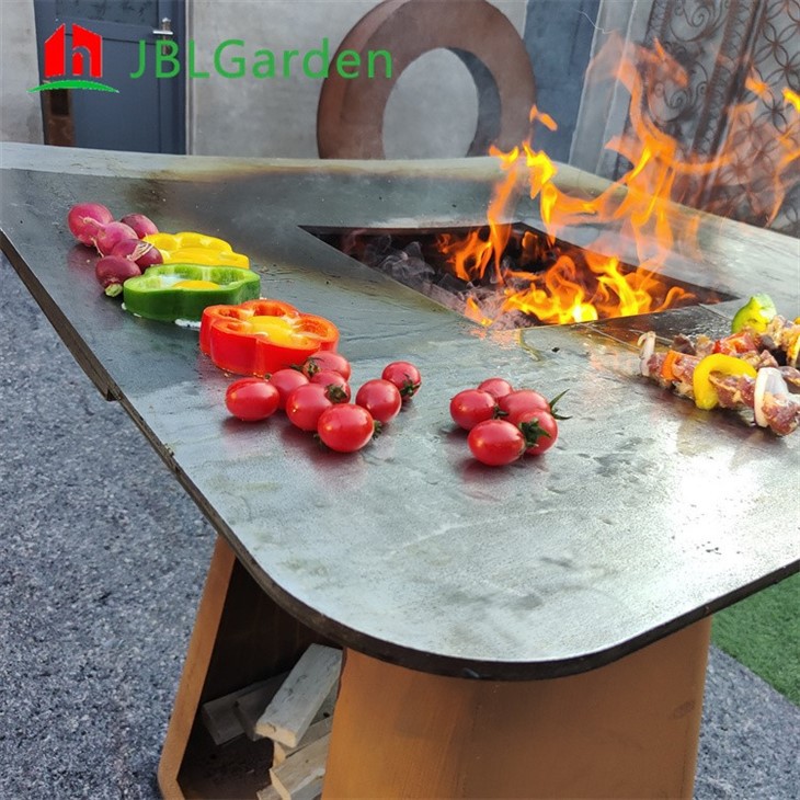 Wood Charcoal Modern Designed Circular BBQ Grill
