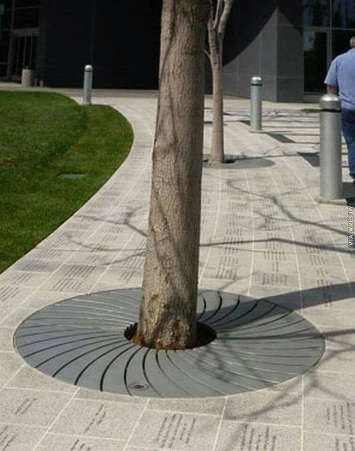 Metal Around Tree Grating suppliers