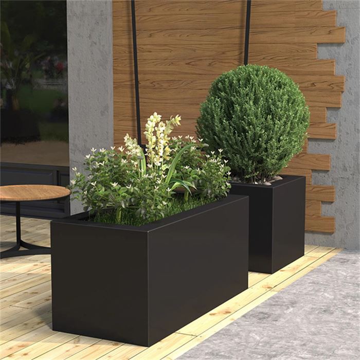 Containere metalice pentru plantare